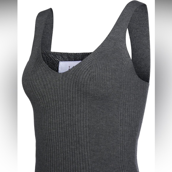 Charcoal sweater tank Knit Pullover tank grey large top
Casual vneck dressy - Picture 5 of 9
